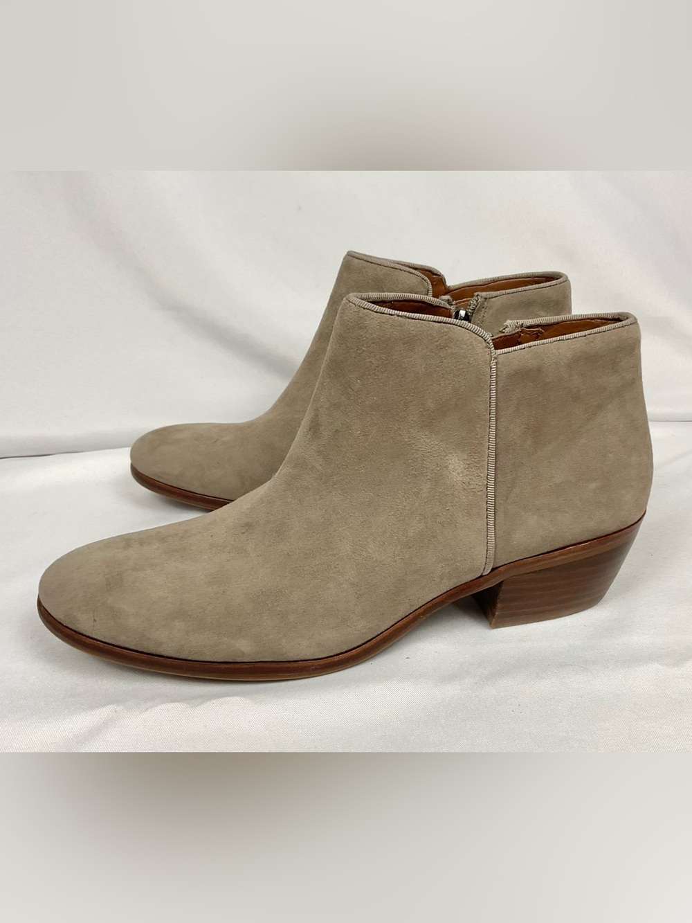 Sam Edelman Petty Suede Chelsea Ankle Boot Sz 7 Putty Booties